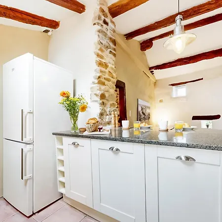 Le Vieux Fournil Hébergement de vacances Chabanais